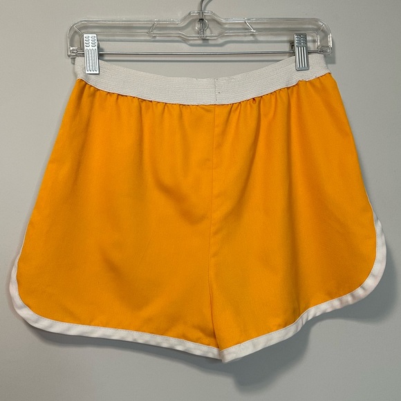 Vintage 90s Bobbie Brooks Yellow Shorts Size Small - Picture 2 of 3